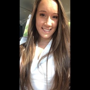 Meet your Posher, Emily